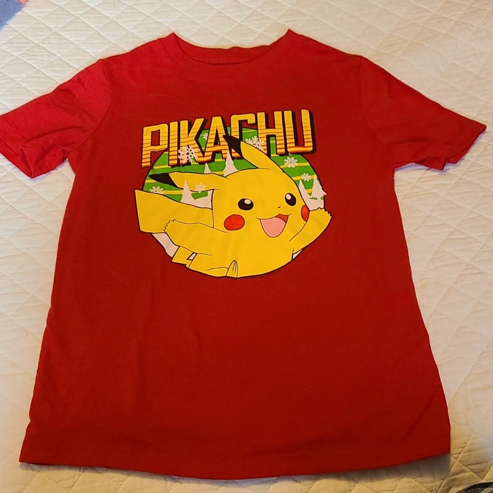 Pikachu tee - Picture 1 of 2